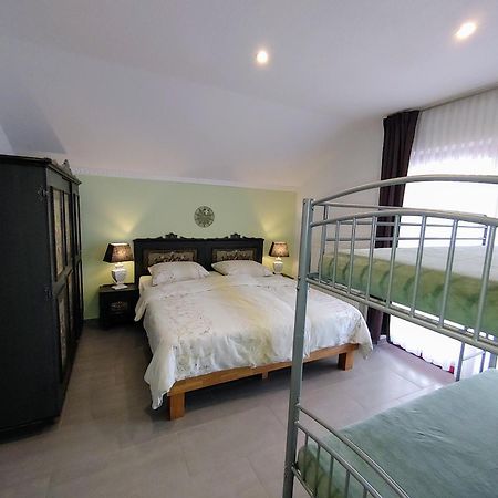 Landhaus Karawankenblick Himmelberg Bagian luar foto
