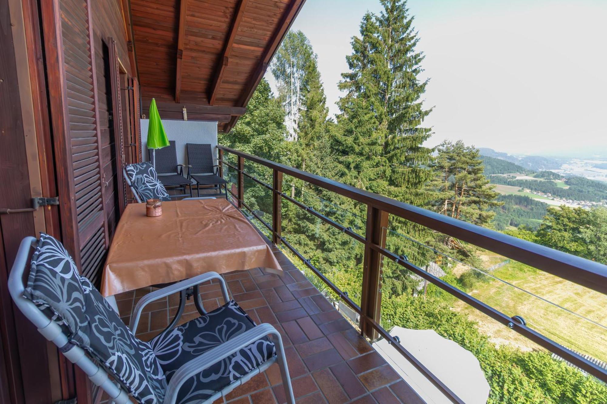 Landhaus Karawankenblick Himmelberg Ruang foto